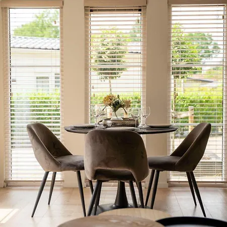 Apartment Kingfisher - Modern With Community Swimming Pool - Veluwe National Park