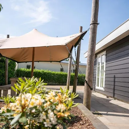 Kingfisher - Modern With Community Swimming Pool - Veluwe National Park Apartment *